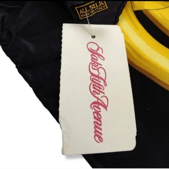 NWT VINTAGE PALOMA PICASSO SILK SHAWL - Picture 3 of 5